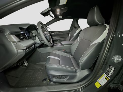 New 2026 Toyota Camry SE w/ Convenience Package image 14