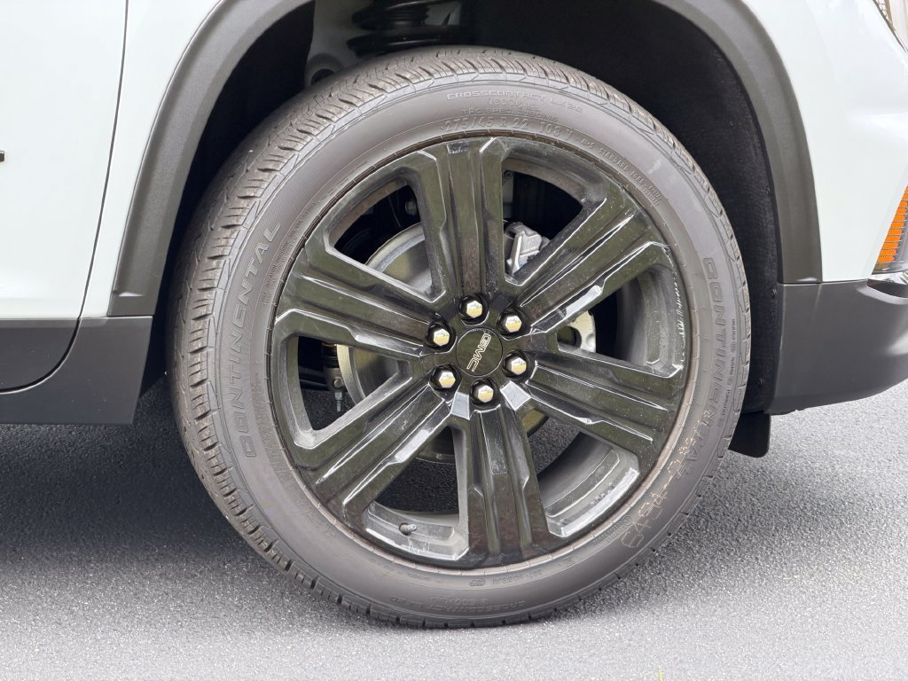 New 2027 GMC Acadia Elevation w/ Black Edition FWD image 10