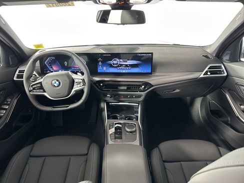 New 2026 BMW 330i xDrive Sedan w/ Convenience Package AWD/4WD image 20