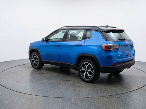 Used 2025 Jeep Compass Limited AWD/4WD image 6