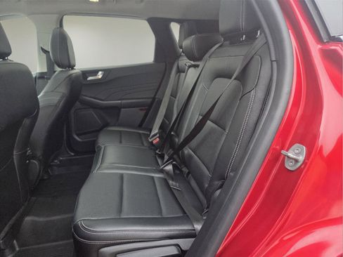 Used 2022 Ford Escape Titanium w/ Class II Trailer Tow Package image 25