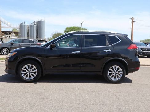 Used 2017 Nissan Rogue SV AWD/4WD image 8