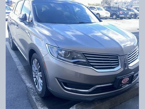 Used 2018 Lincoln MKX Reserve w/ Lincoln MKX Climate Package image 1