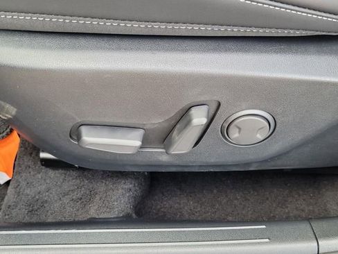 New 2025 Kia K4 GT-Line Turbo w/ GT-Line Sunroof Package FWD image 11