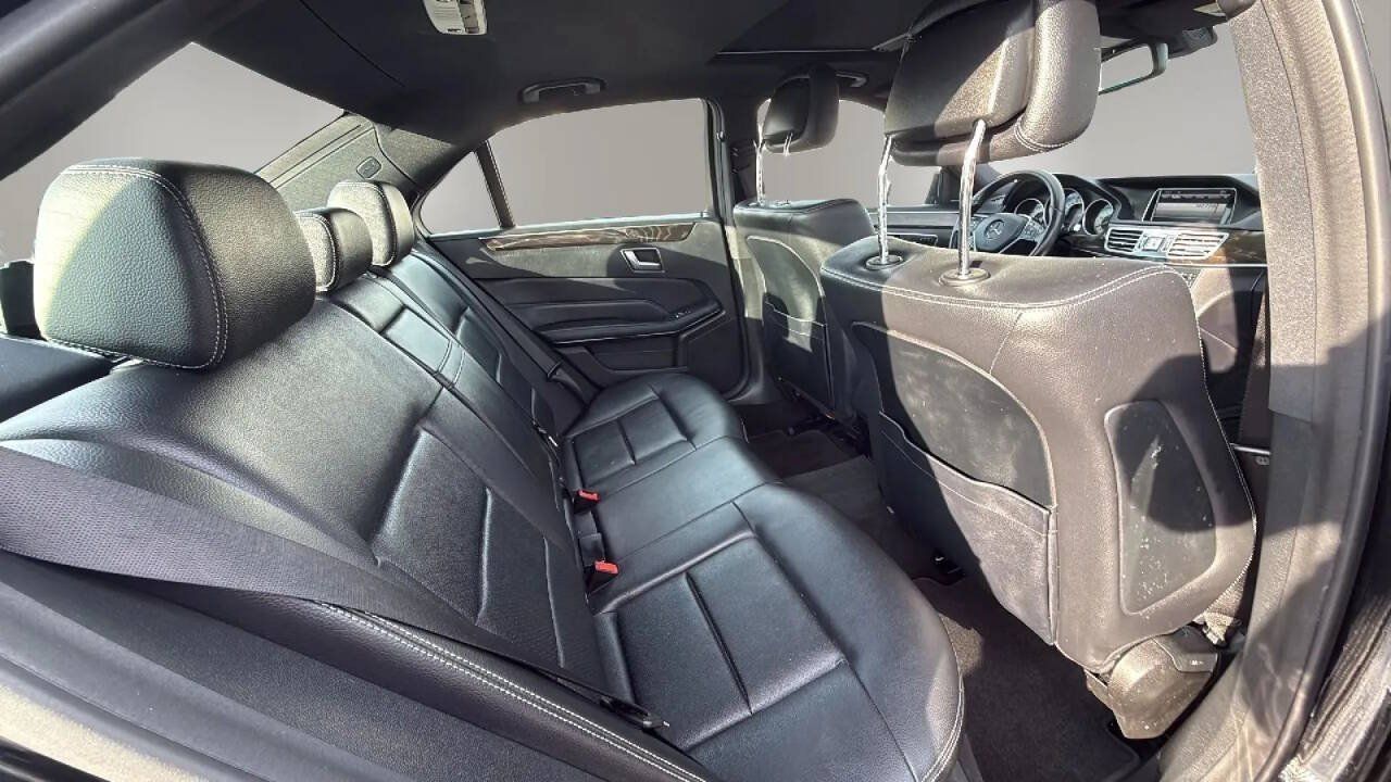Used 2014 Mercedes-Benz E 350 4MATIC Sedan image 11