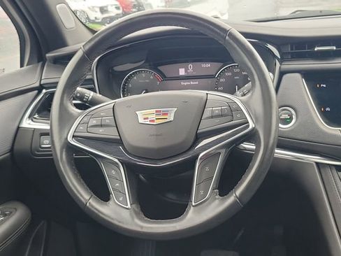 Certified 2023 Cadillac XT5 Premium Luxury w/ LPO, Floor Liner Package FWD image 31