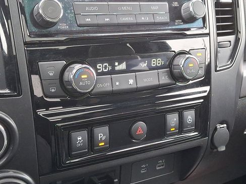 Certified 2023 Nissan Titan PRO-4X w/ Pro-4x Convenience Package image 19