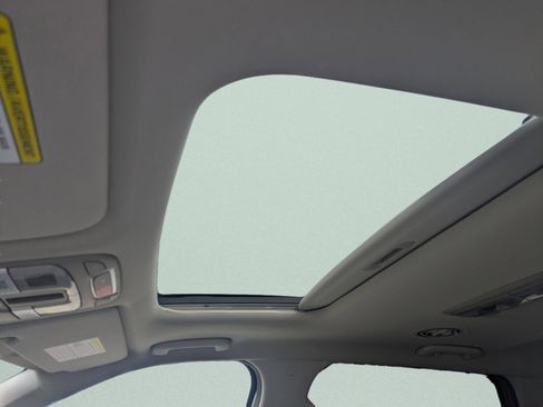 Certified 2024 Kia Telluride EX FWD image 19