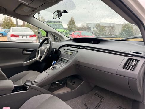 Used 2011 Toyota Prius Two image 20