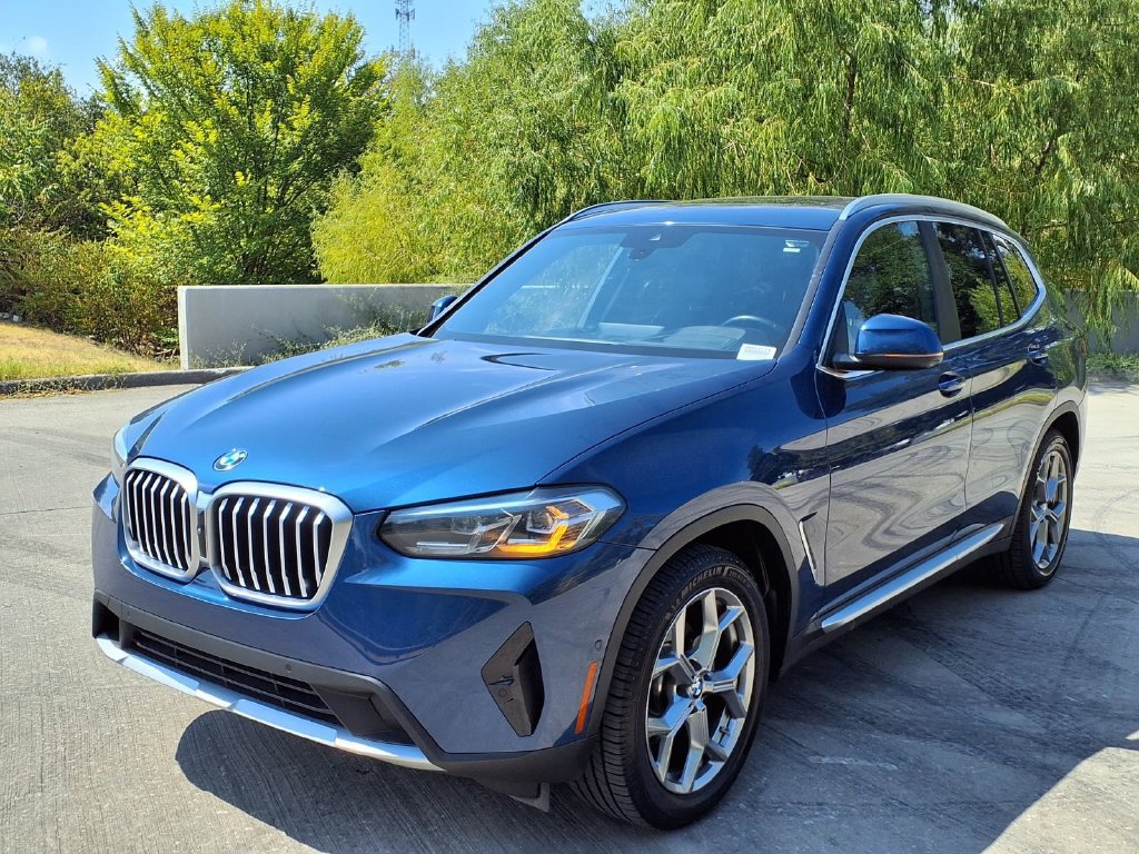 Used 2023 BMW X3 sDrive30i w/ Premium Package RWD image 7