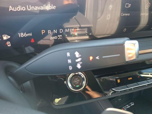 New 2026 Buick Envision Avenir AWD/4WD image 8