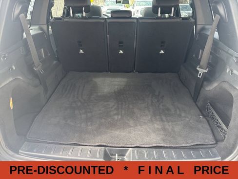 Used 2021 Mercedes-Benz GLB 250 4MATIC w/ AMG Line image 17