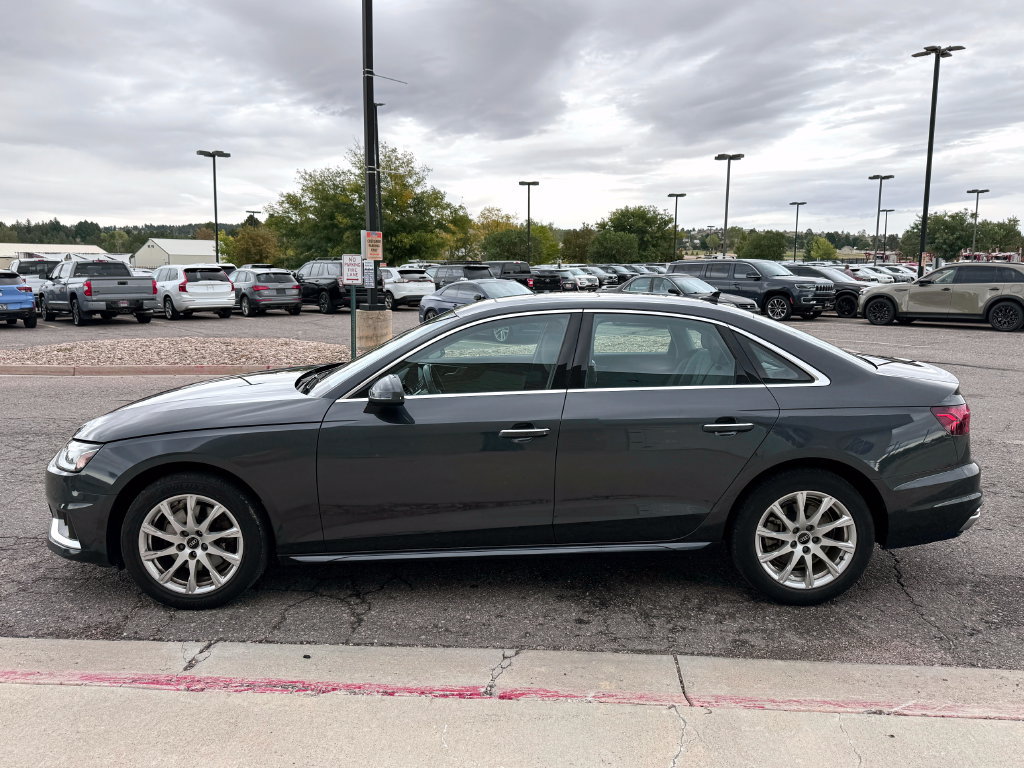 Used 2022 Audi A4 2.0T Premium AWD/4WD image 7
