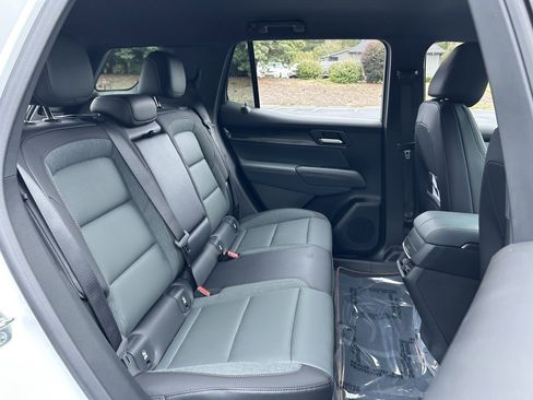 New 2026 GMC Terrain AT4 w/ Technology Package II image 40