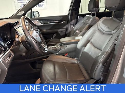 Used 2024 Cadillac XT6 Premium Luxury image 21