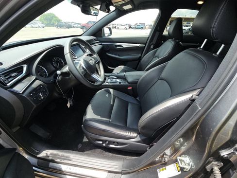 Certified 2025 INFINITI QX55 Luxe AWD/4WD image 8
