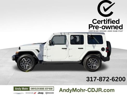 Used 2024 Jeep Wrangler Sahara w/ Technology Group image 4