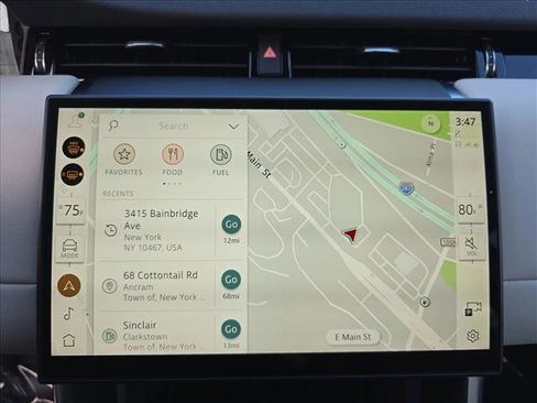 Used 2025 Land Rover Discovery Sport S image 23