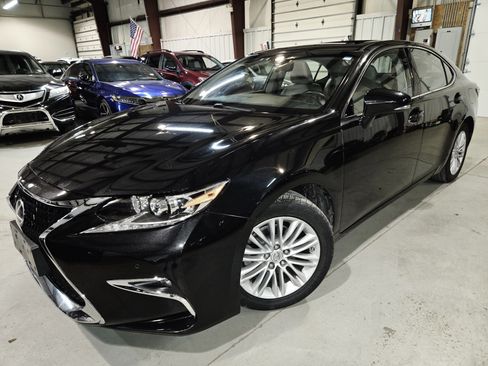 Used 2016 Lexus ES 350 w/ Premium Package w/Wood Trim FWD image 1