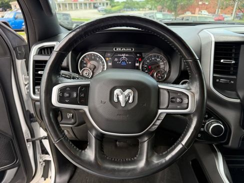 Used 2020 RAM 1500 Big Horn AWD/4WD image 15