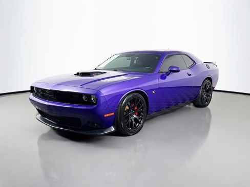 Used 2019 Dodge Challenger R/T Scat Pack w/ Shaker Package image 1