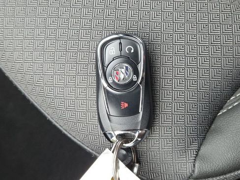 Used 2022 Buick Encore GX Preferred w/ Cold Weather Comfort Package image 35