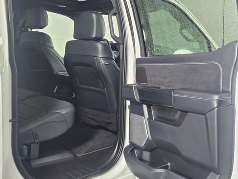 Used 2024 Ford F150 Platinum w/ FX4 Off-Road Package image 17