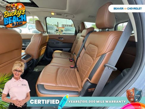 Used 2023 Nissan Pathfinder Platinum w/ Cargo Package AWD/4WD image 14