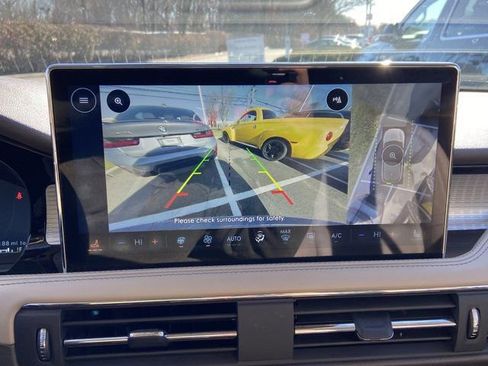 Used 2023 Lincoln Corsair AWD w/ Equipment Group 101A image 18