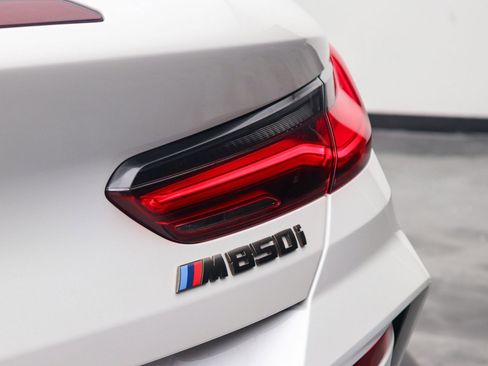 Used 2020 BMW M850i xDrive Convertible w/ Driving Assistance Package AWD/4WD image 15