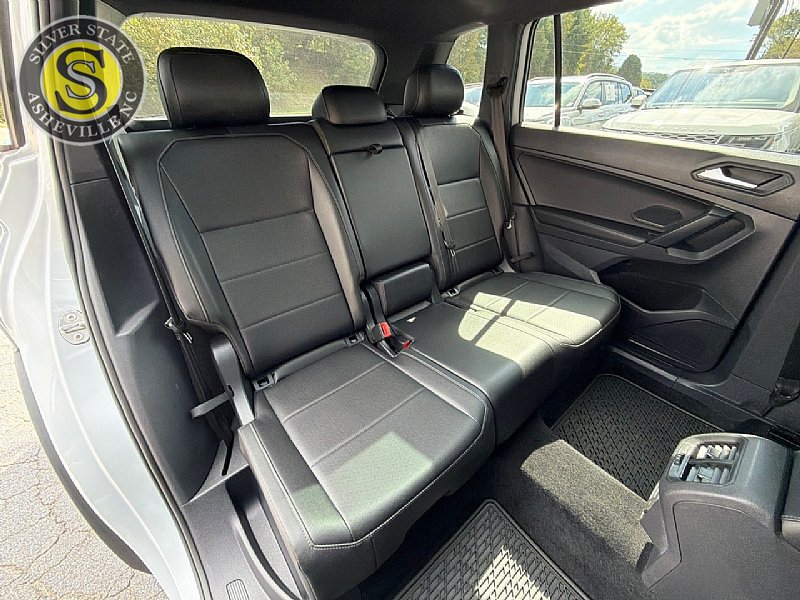 Used 2019 Volkswagen Tiguan SEL R-Line AWD/4WD image 19
