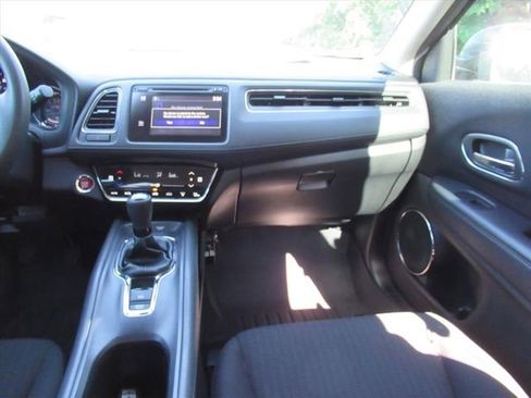 Used 2016 Honda HR-V EX image 14