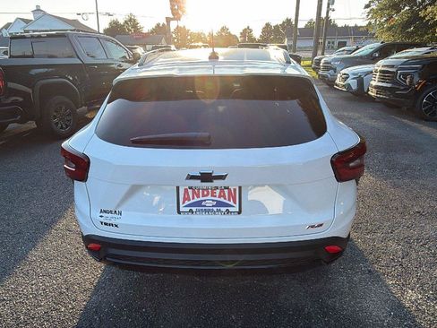 New 2026 Chevrolet Trax RS w/ Driver Confidence Package FWD image 9