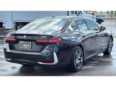 Used 2026 BMW 530i RWD image 6