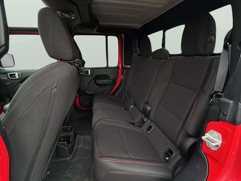 Used 2023 Jeep Gladiator Rubicon AWD/4WD image 30