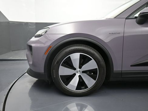 Certified 2025 Porsche Macan 4 Electric image 12