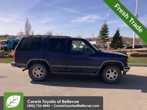 Used 1999 GMC Yukon SLE image 2