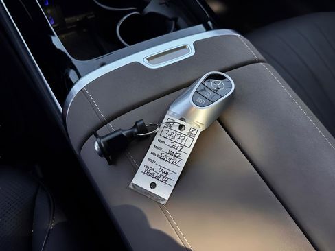 Used 2023 Mercedes-Benz EQS 450+ Sedan image 24