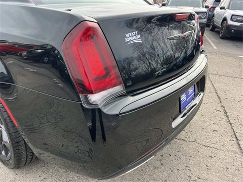 Used 2023 Chrysler 300 S image 10