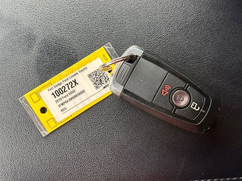 Used 2019 Ford Edge SEL w/ Equipment Group 201A image 38