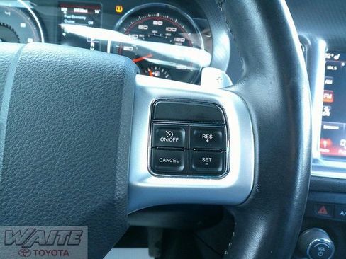 Used 2014 Dodge Charger R/T image 13