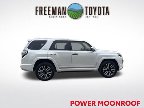 Used 2024 Toyota 4Runner Limited AWD/4WD image 4