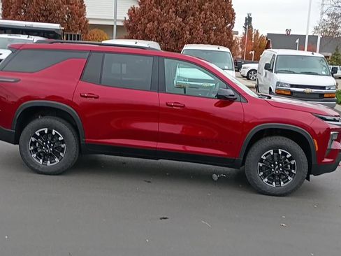 New 2026 Chevrolet Traverse Z71 w/ Driver Confidence Package image 7