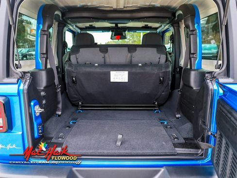 Used 2026 Jeep Wrangler Sport S image 12