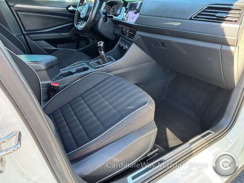 Used 2019 Volkswagen Jetta GLI image 12