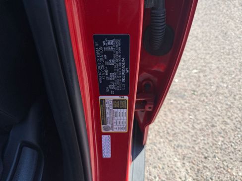 Used 2025 Kia Soul LX w/ LX Technology Package FWD image 29