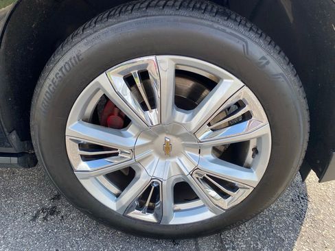 Used 2022 Chevrolet Tahoe High Country w/ LPO, Illumination Package AWD/4WD image 36