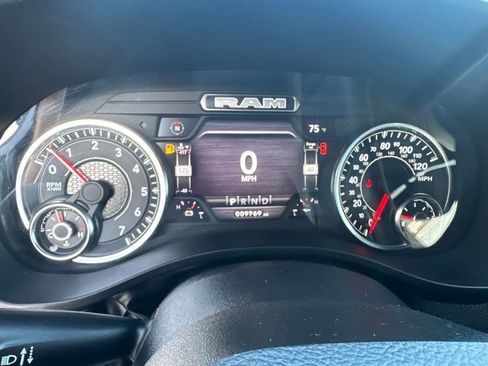 Used 2023 RAM 1500 Laramie AWD/4WD image 22