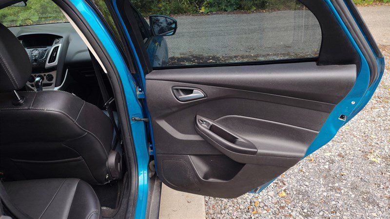 Used 2014 Ford Focus SE w/ Equipment Group 201A FWD image 20