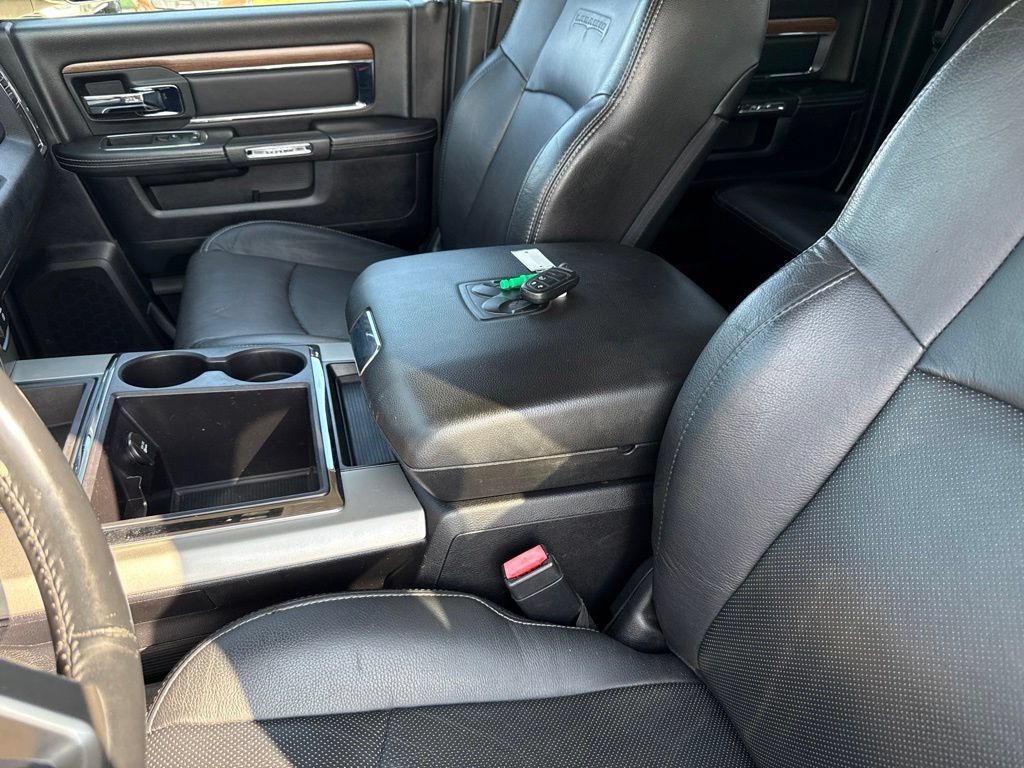 Used 2015 RAM 3500 Laramie AWD/4WD image 25